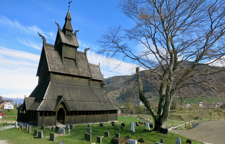 The mystery of Hopperstad Stave Church - On Physical Sciences