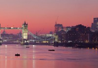 800px-London_Thames_Sunset_panorama_-_Feb_2008