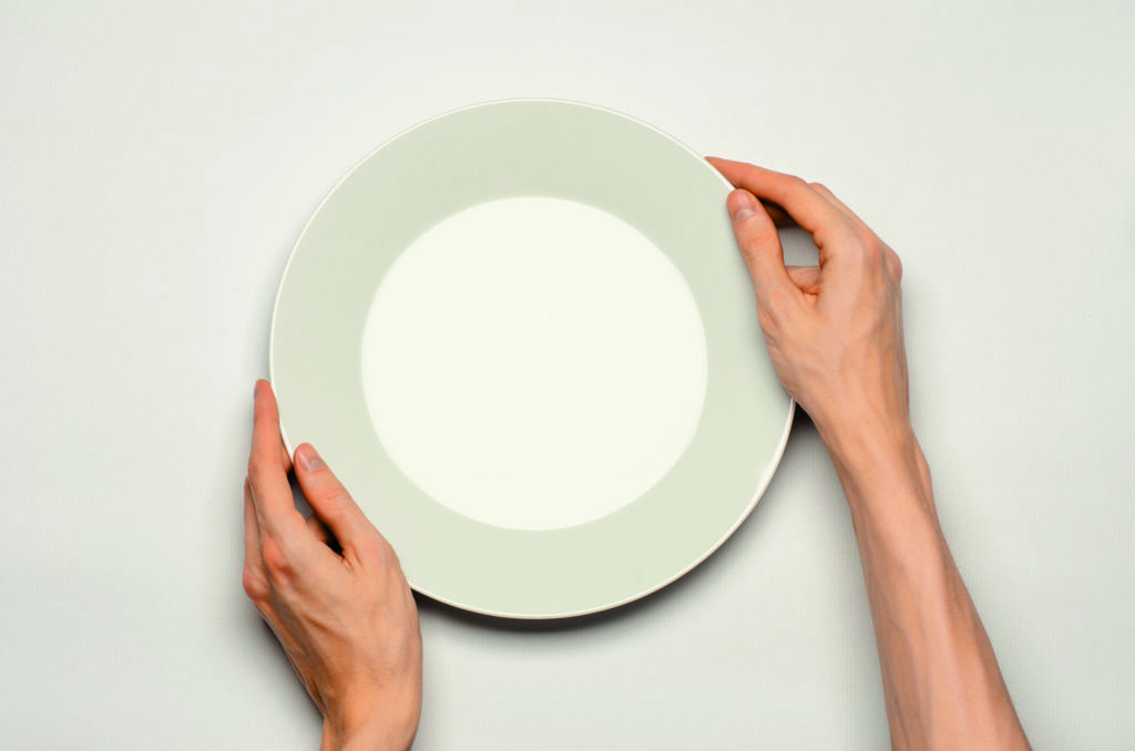 Can smaller plates help us to eat less? On Health