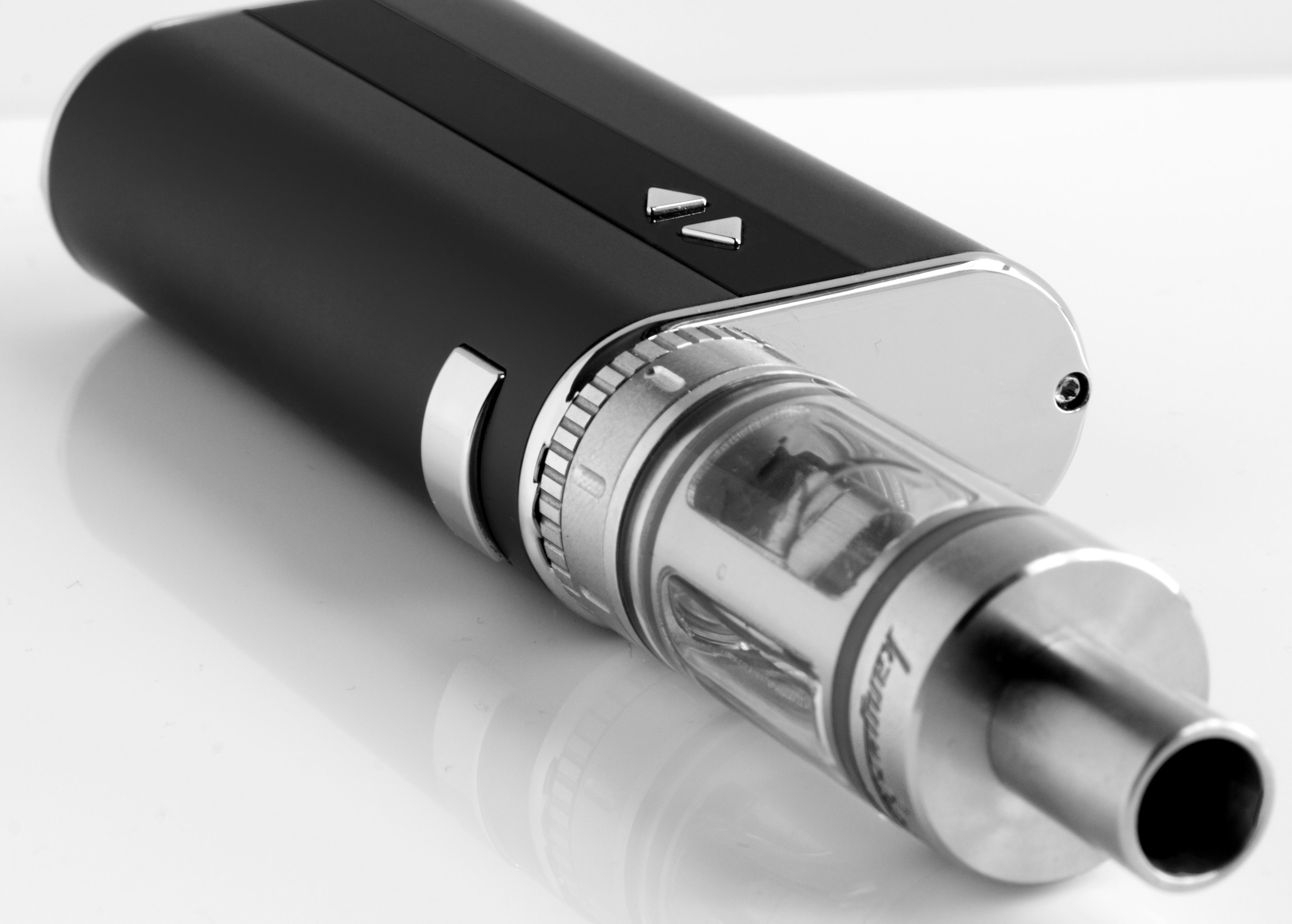 What are e-cigarettes and the controversies that surround them ...